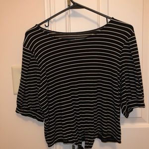American Eagle Striped 1/2 Sleeve Shirt